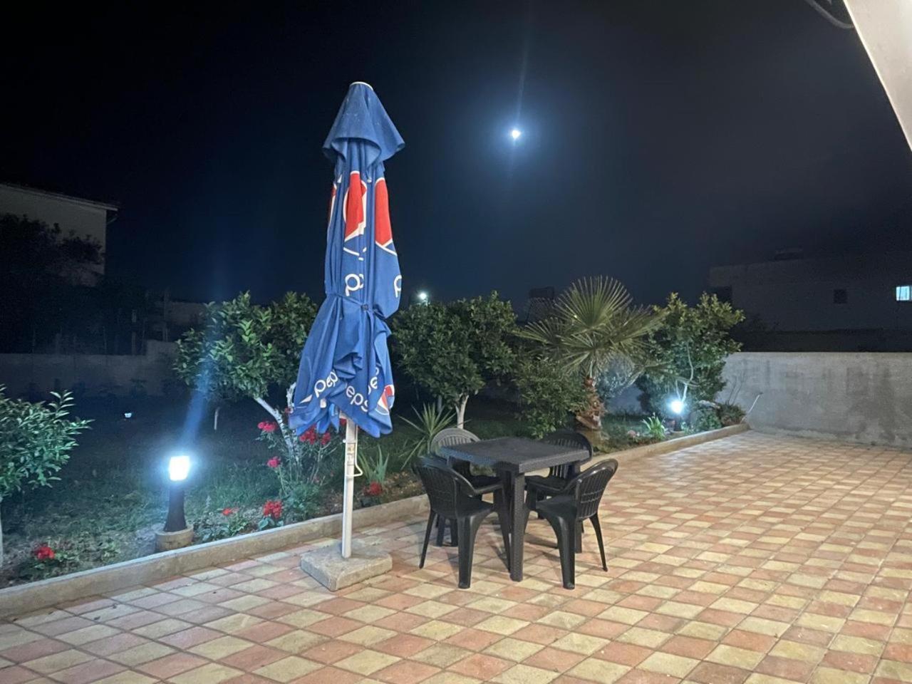 Vila Megi-Rent Room Vlorë Eksteriør billede