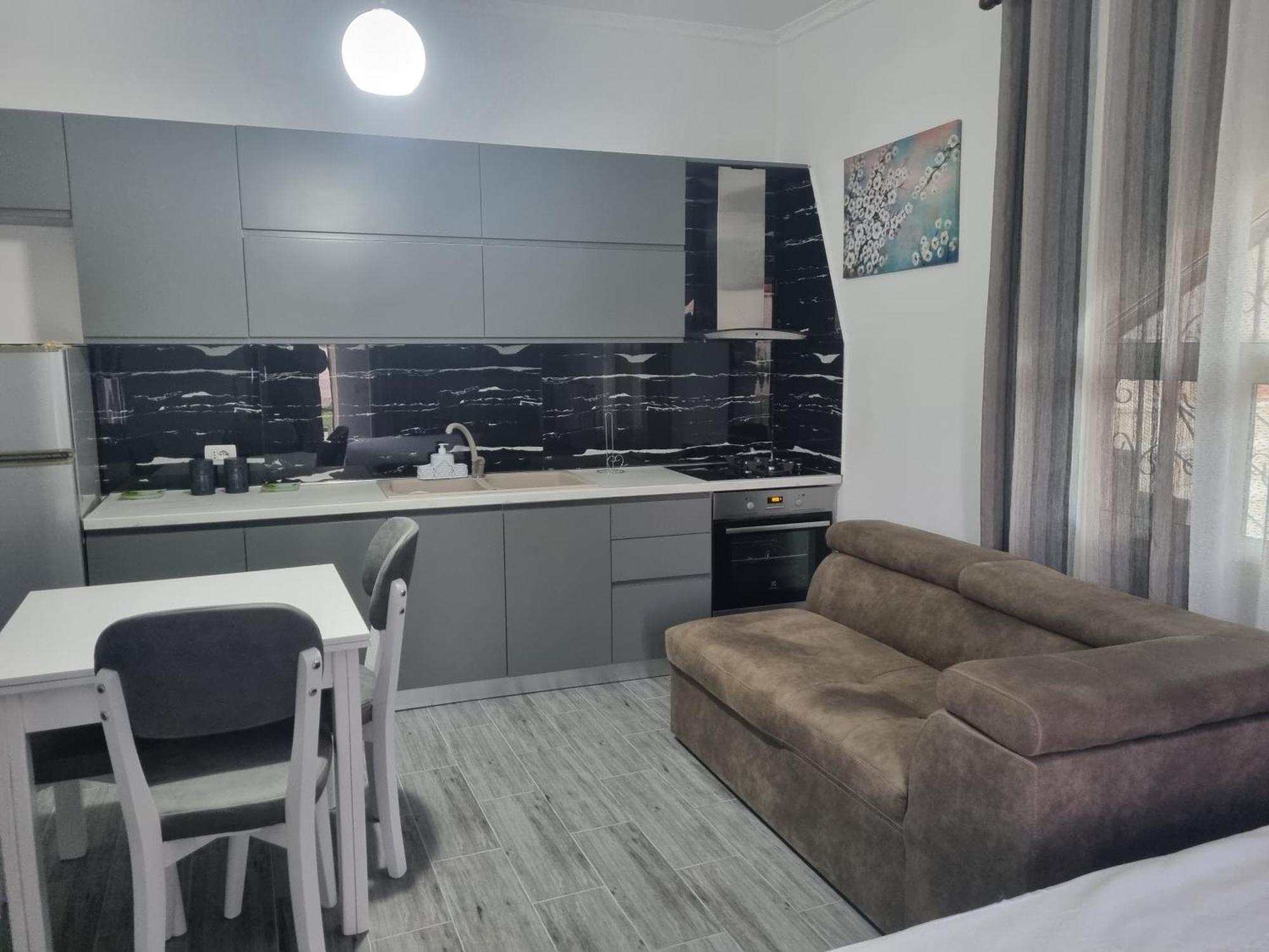 Vila Megi-Rent Room Vlorë Eksteriør billede
