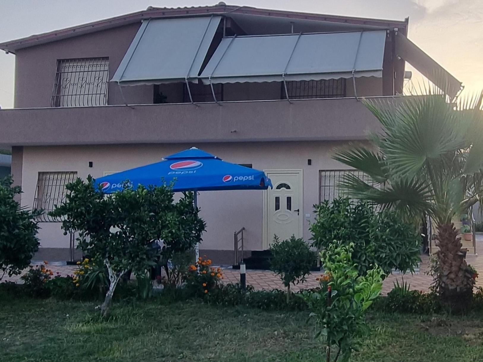 Vila Megi-Rent Room Vlorë Eksteriør billede