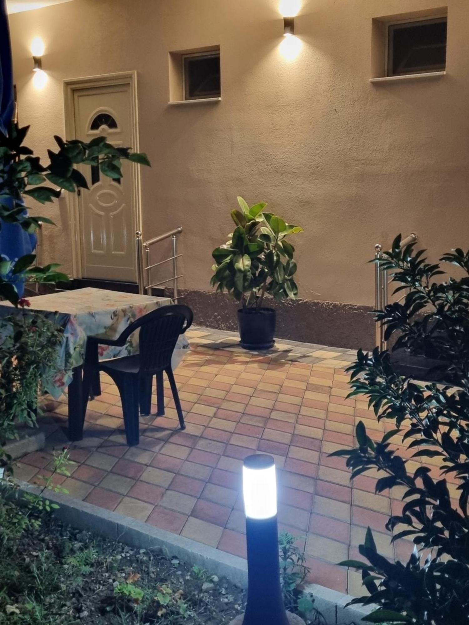Vila Megi-Rent Room Vlorë Eksteriør billede